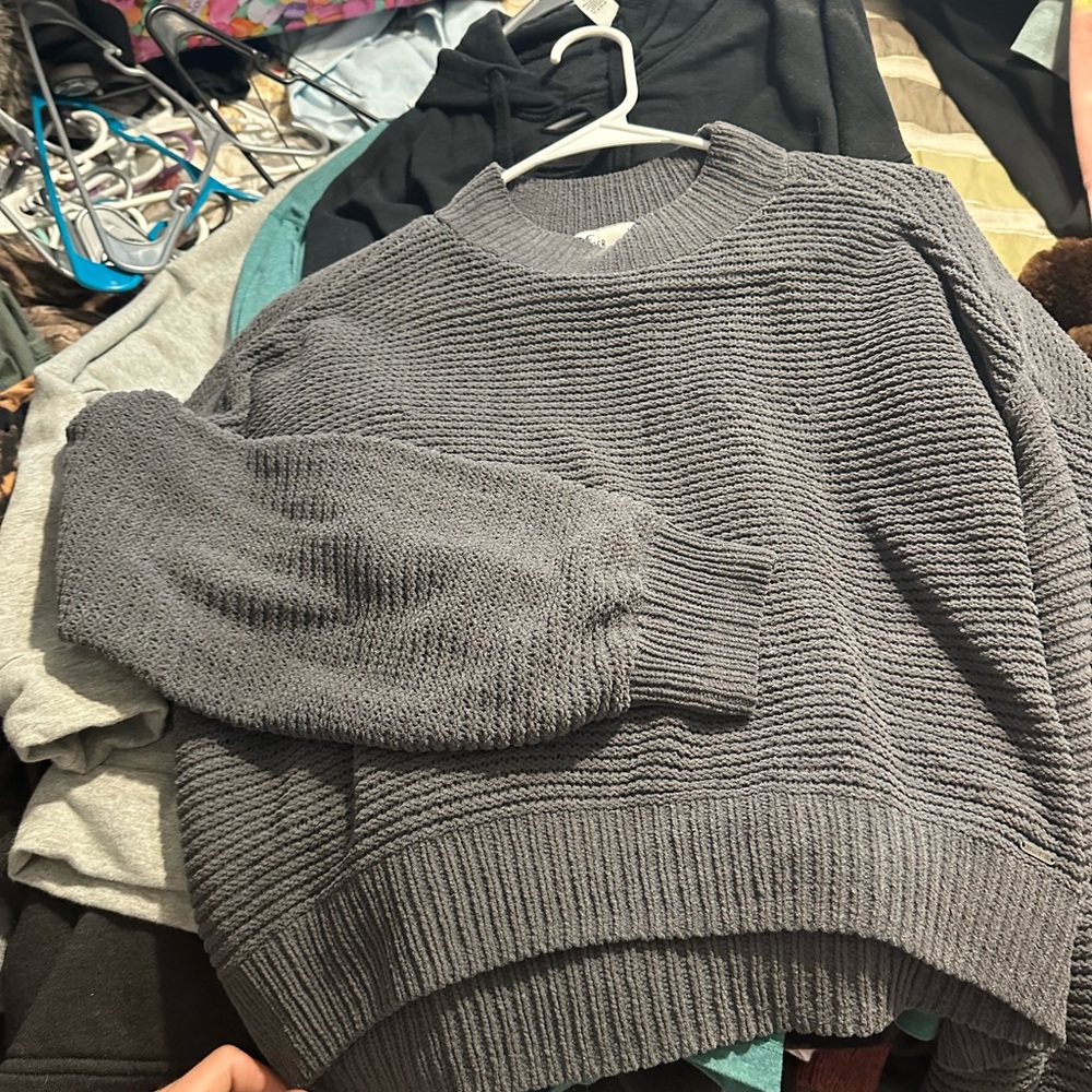 Cropped sweater